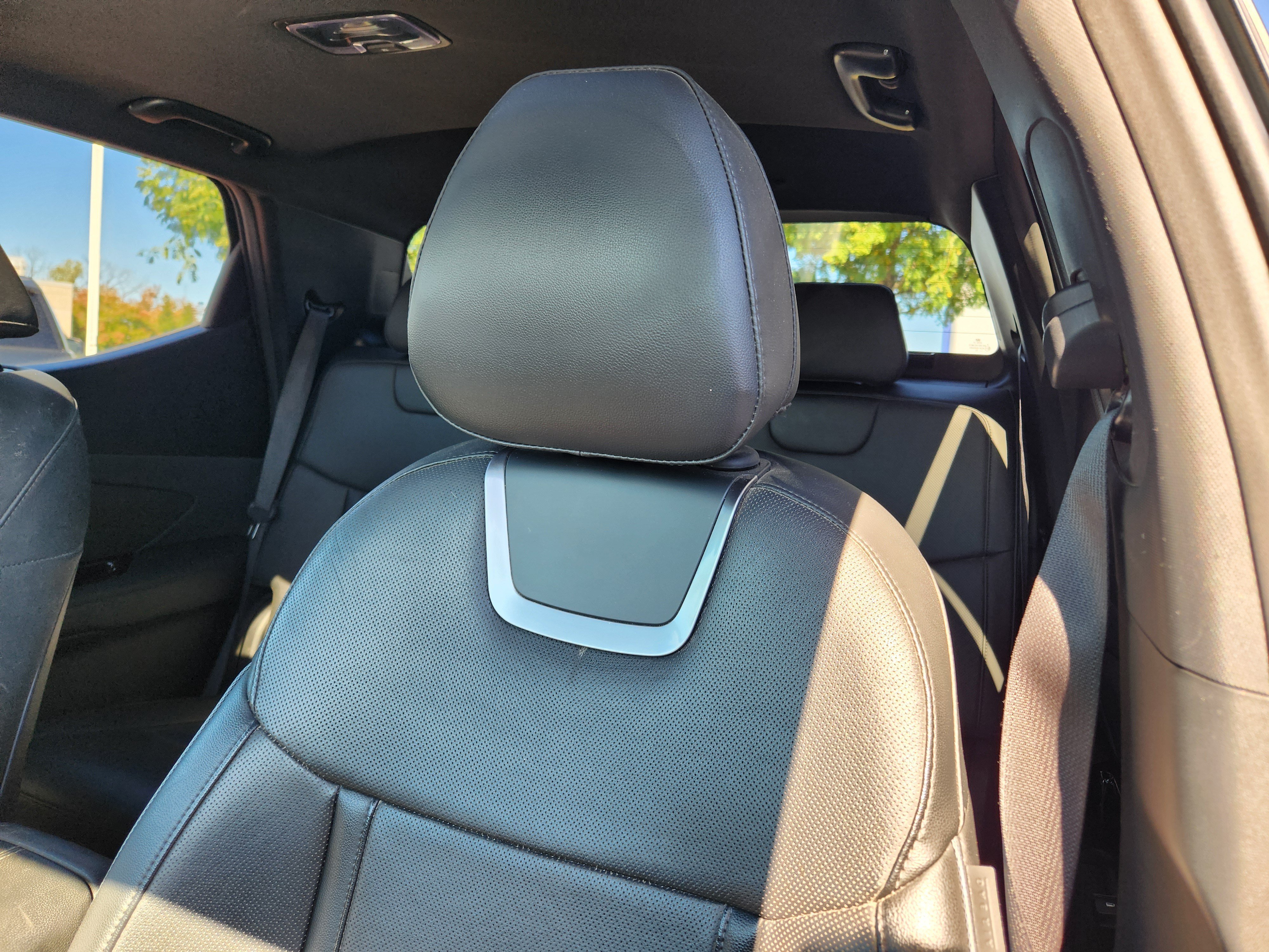 Certified 2023 Hyundai Santa Cruz Limited AWD/4WD image 11