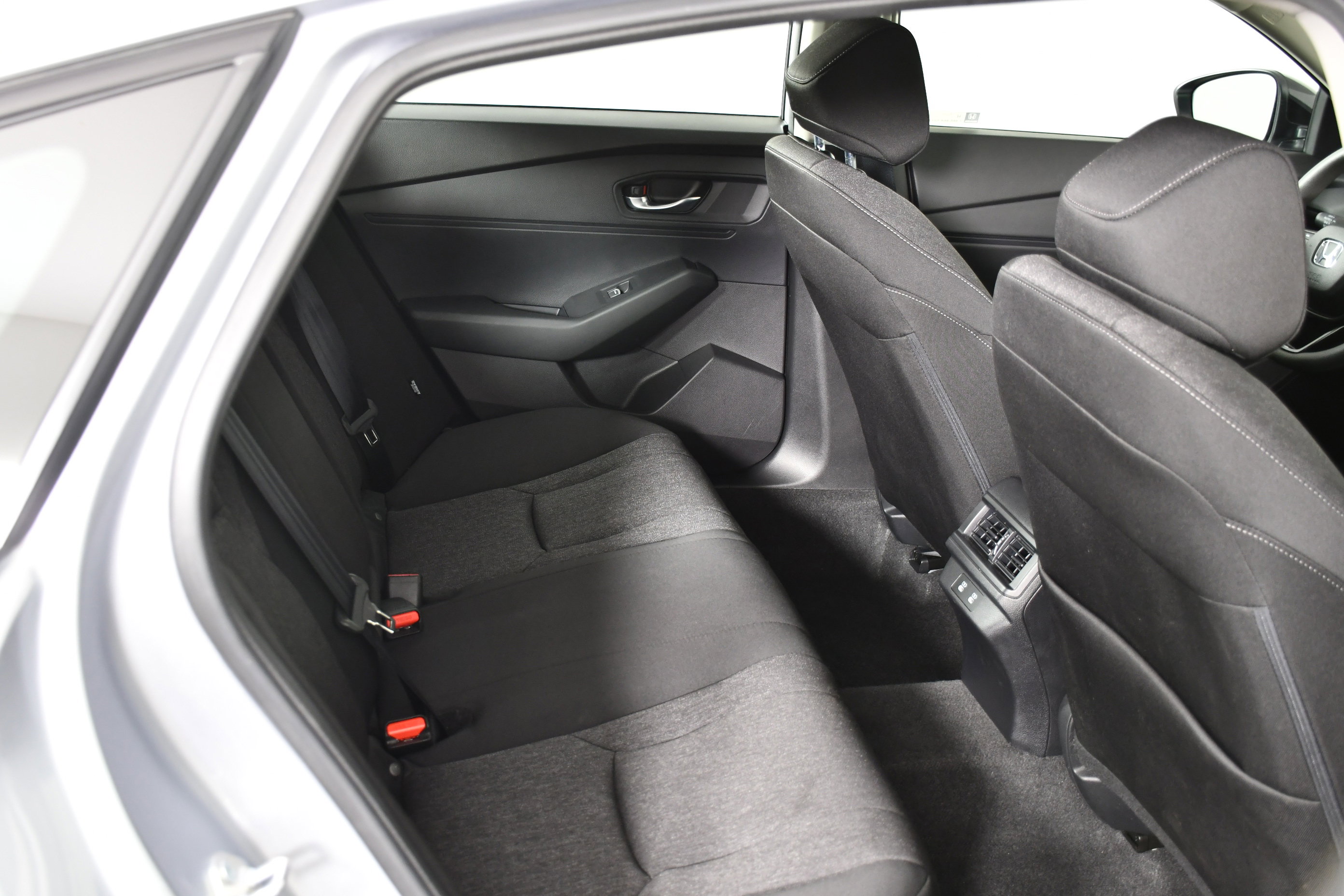 Certified 2025 Honda Accord SE image 37