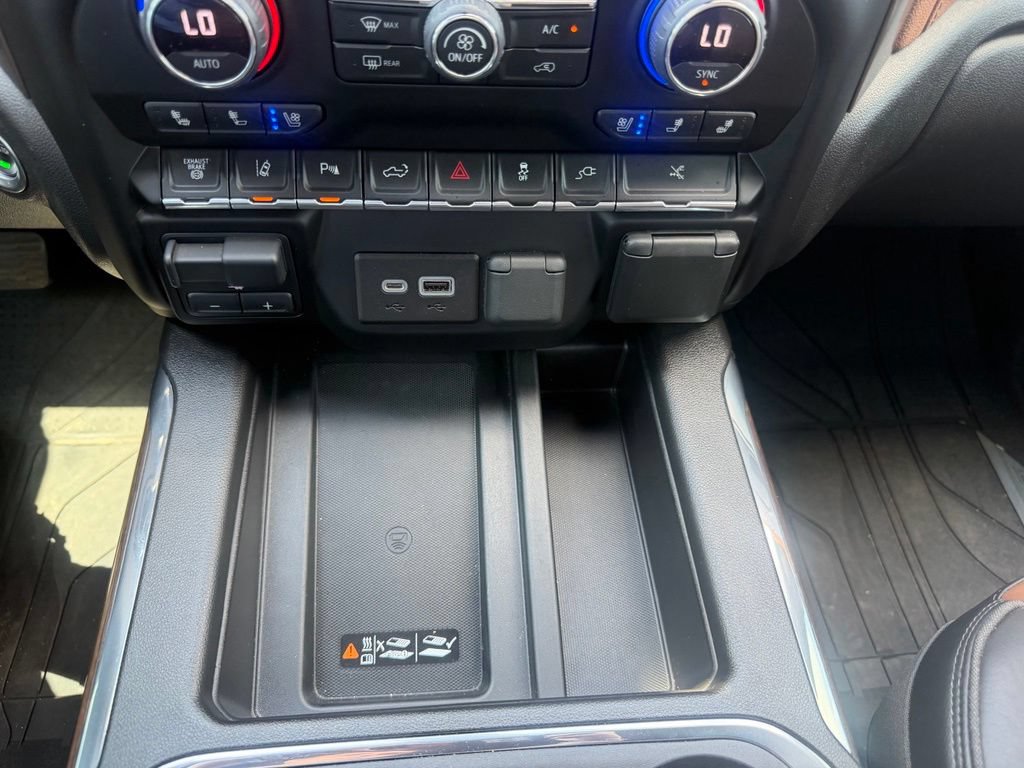 Used 2022 Chevrolet Silverado 3500 High Country AWD/4WD image 43