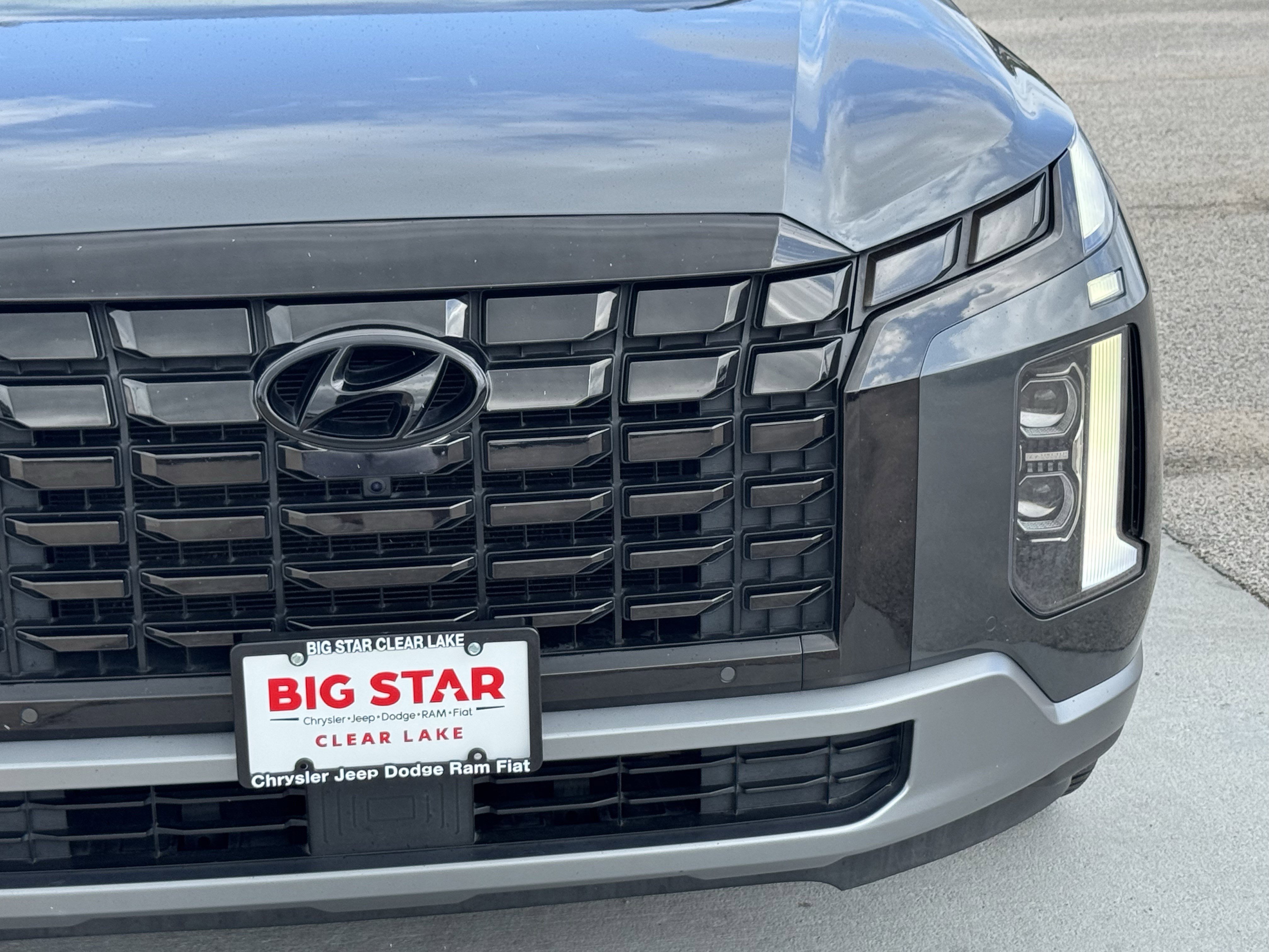 Used 2023 Hyundai Palisade Limited image 5