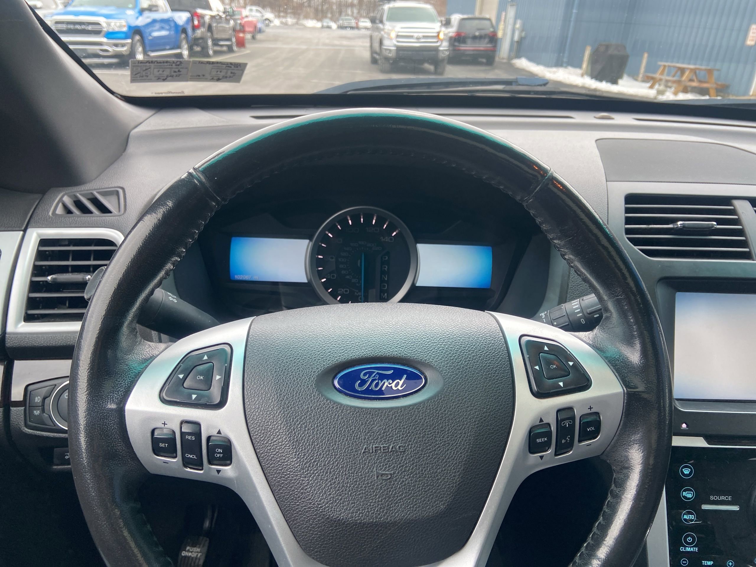 Used 2013 Ford Explorer Limited image 12