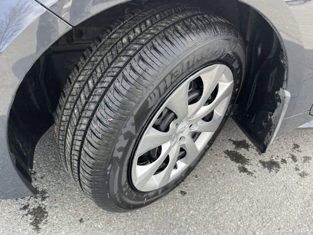 New 2026 Toyota Corolla LE image 2