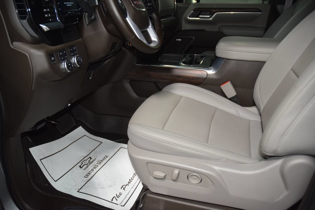 Used 2025 GMC Sierra 2500 SLT w/ SLT Premium Package AWD/4WD image 41