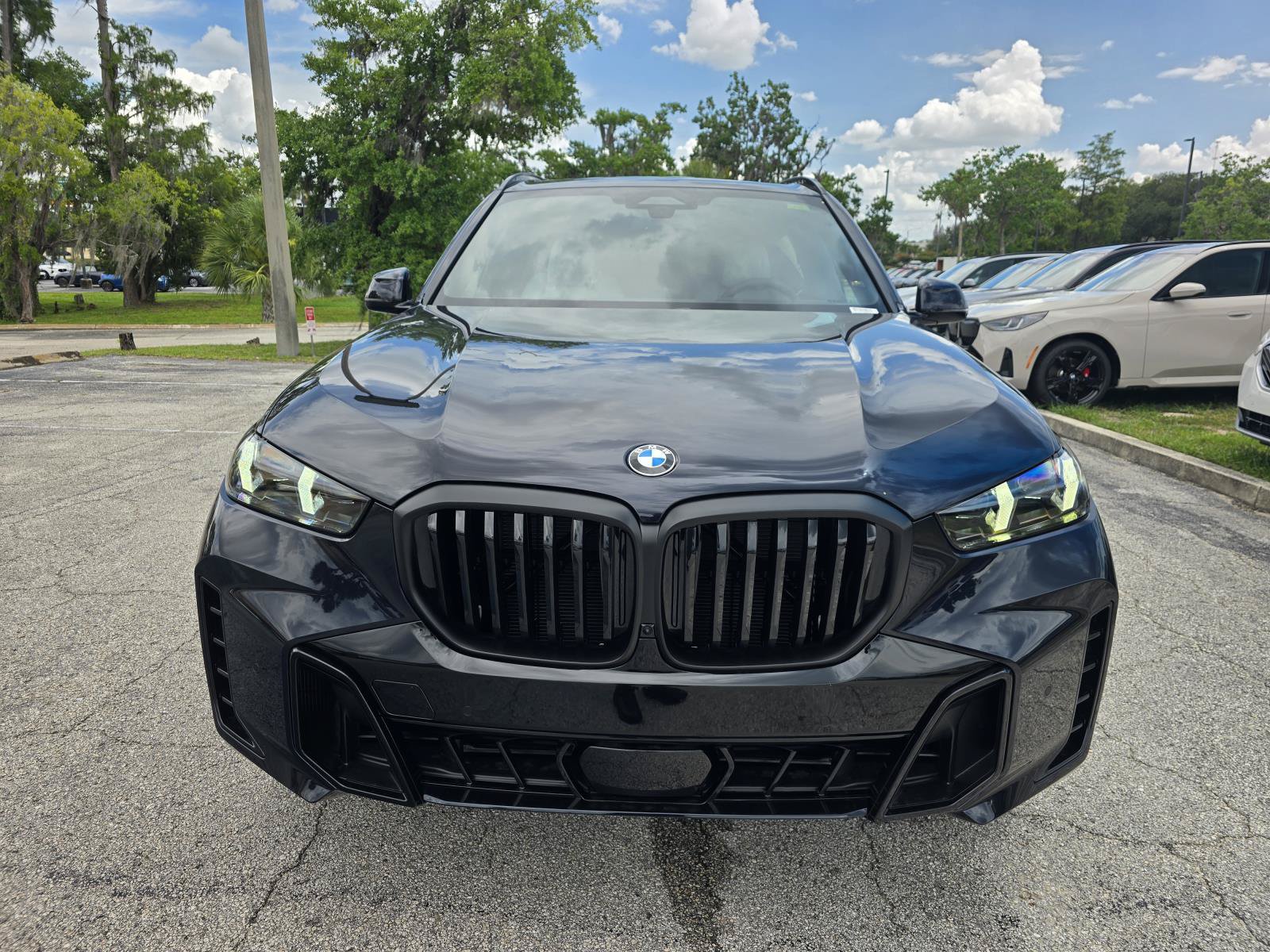 New 2026 BMW X5 sDrive40i w/ M Sport Package RWD image 2
