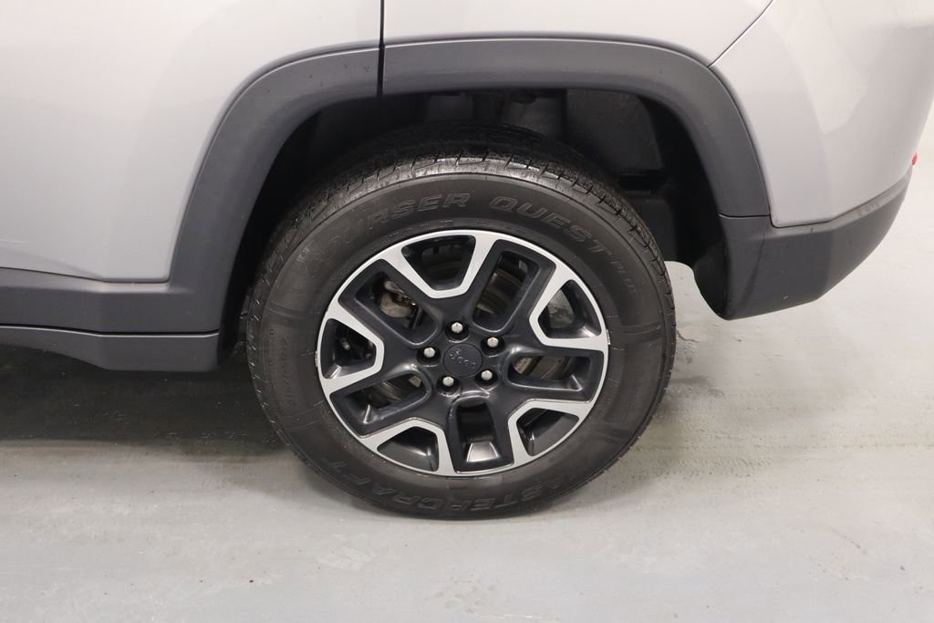 Certified 2019 Jeep Compass Trailhawk w/ Safety & Security Group image 25