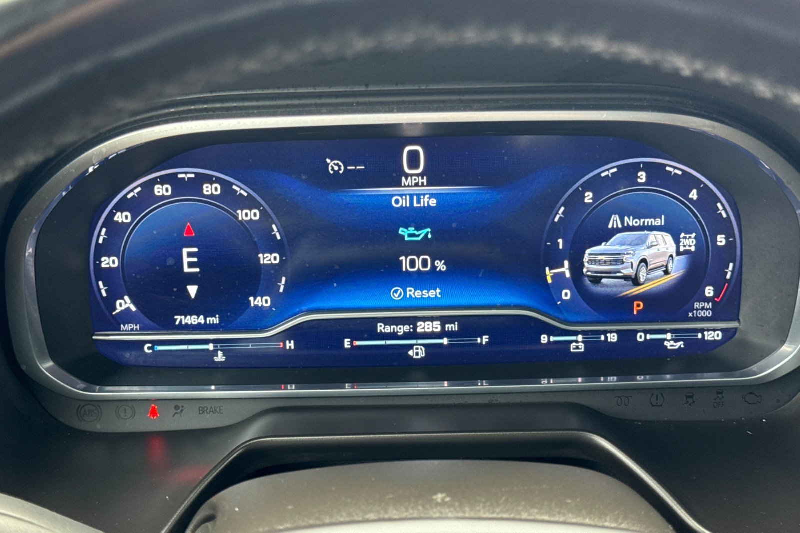 Used 2023 Chevrolet Tahoe LT w/ Luxury Package image 39