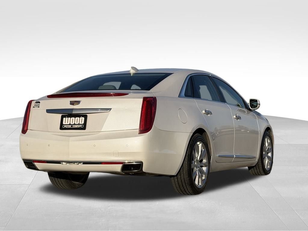 Used 2017 Cadillac XTS Luxury w/ Driver Awareness Package image 3