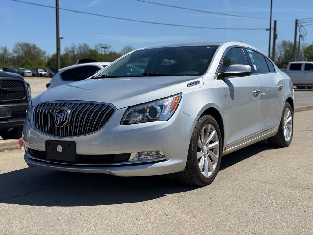 Used 2016 Buick LaCrosse image 25