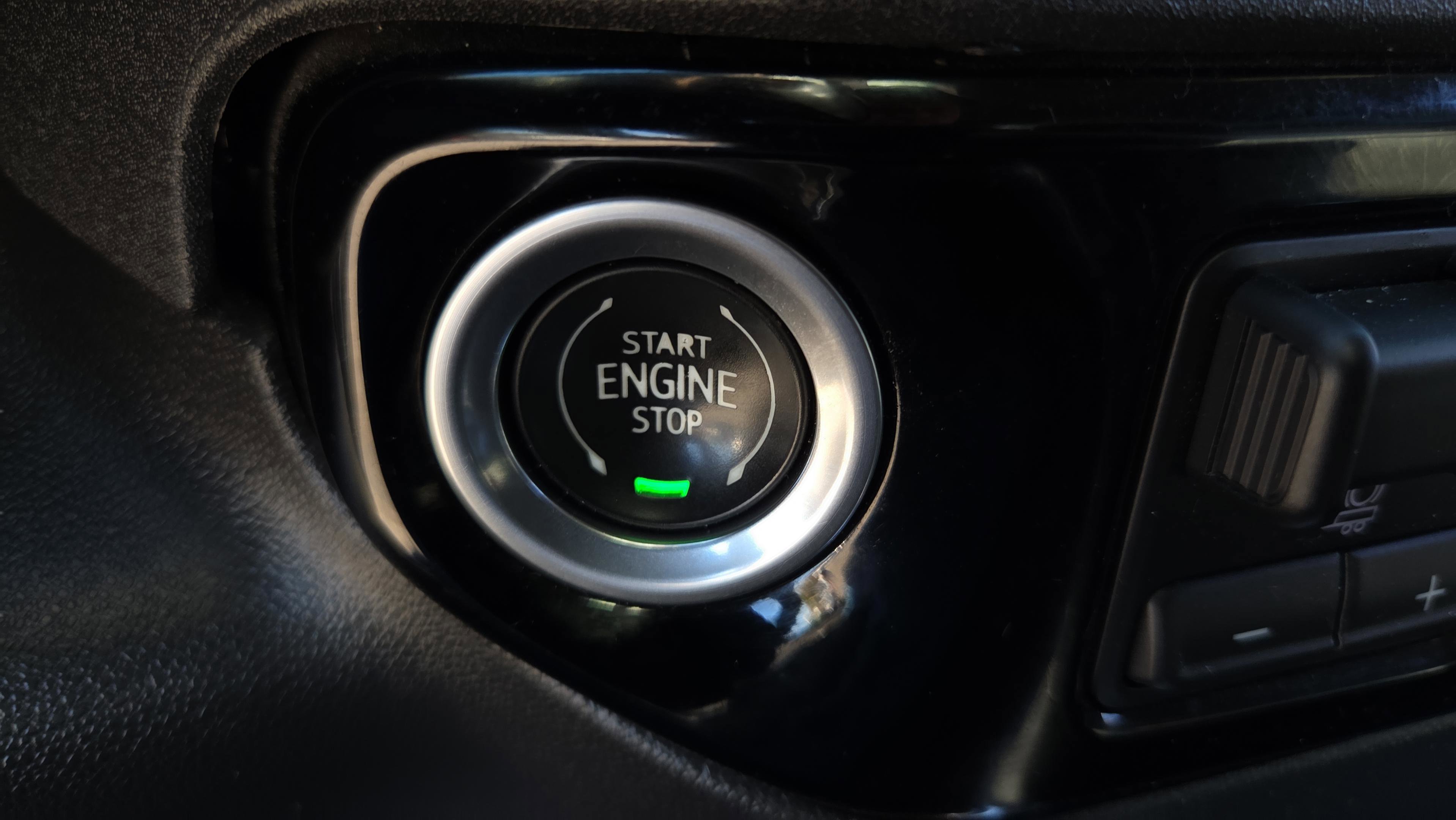 Used 2022 GMC Sierra 1500 Elevation w/ Elevation Premium Package image 21