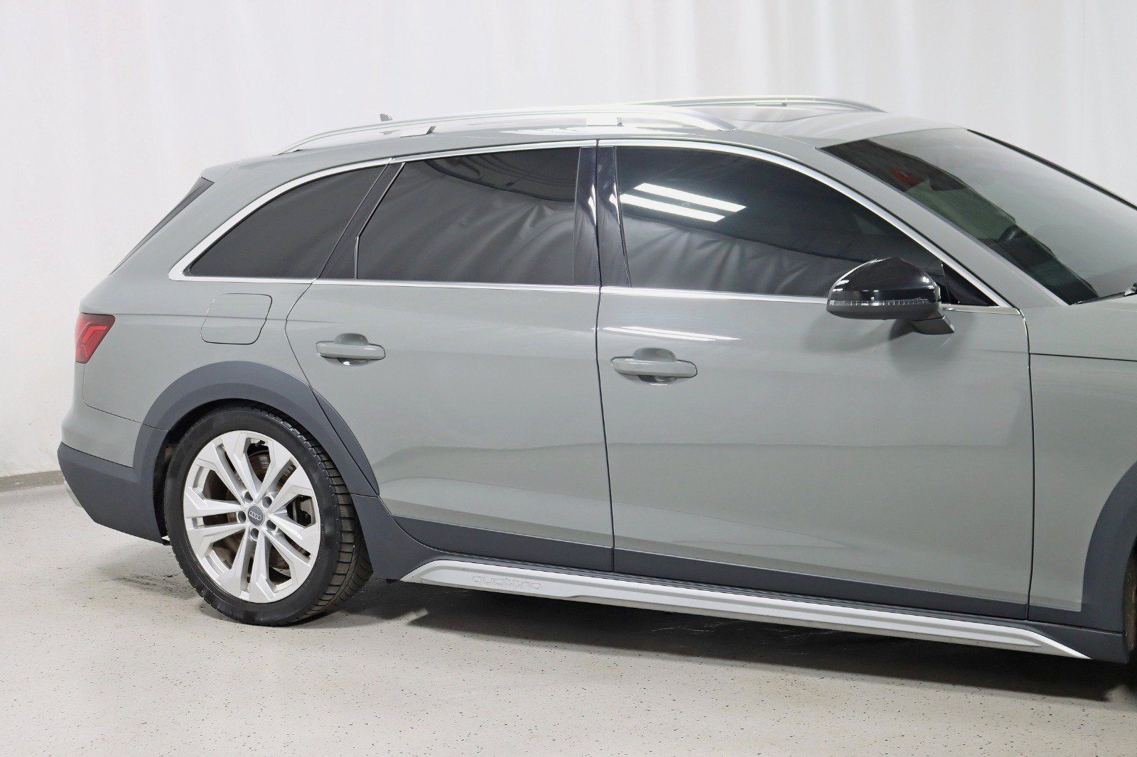 Used 2020 Audi A4 2.0T allroad Prestige AWD/4WD image 3