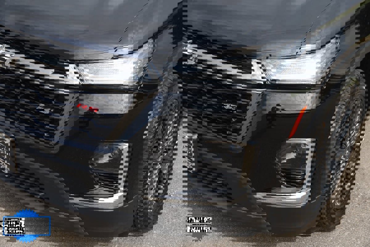 Used 2023 Chevrolet Traverse RS w/ LPO, Floor Liner Package image 71