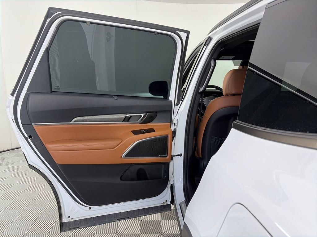 Used 2025 Kia Telluride SX X-Line image 11
