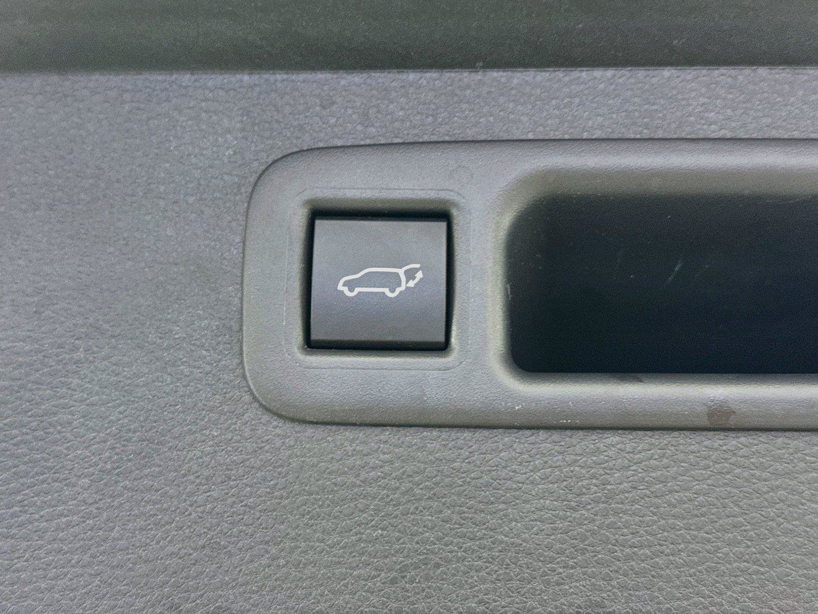 Certified 2026 Toyota Highlander XLE AWD/4WD image 39