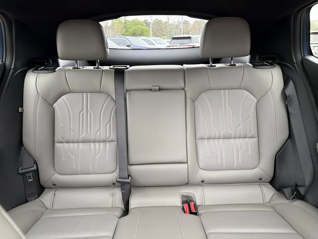 Used 2024 Buick Envista Avenir image 30