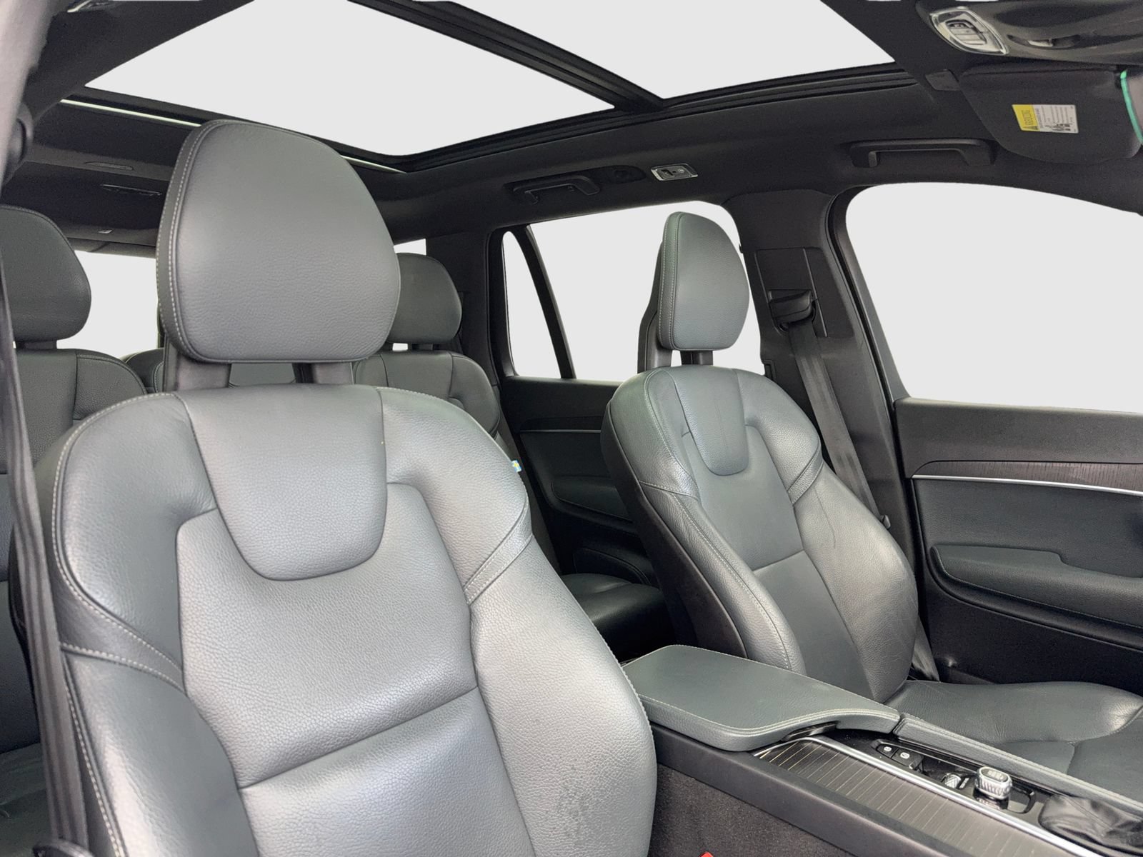 Used 2020 Volvo XC90 T6 Momentum w/ Protection Package Premier AWD/4WD image 43