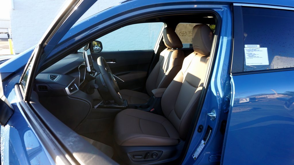 New 2026 Toyota Corolla Cross XLE image 9