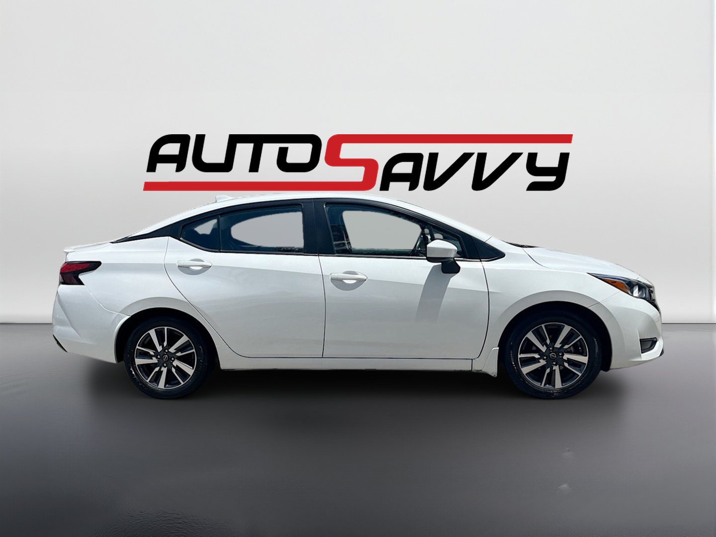 Used 2023 Nissan Versa SV w/ Trunk Package FWD image 8