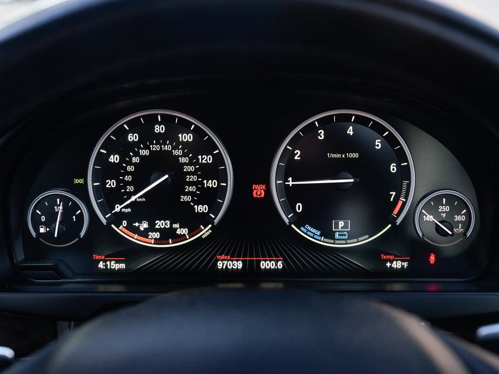 Used 2018 BMW X5 xDrive40e image 3