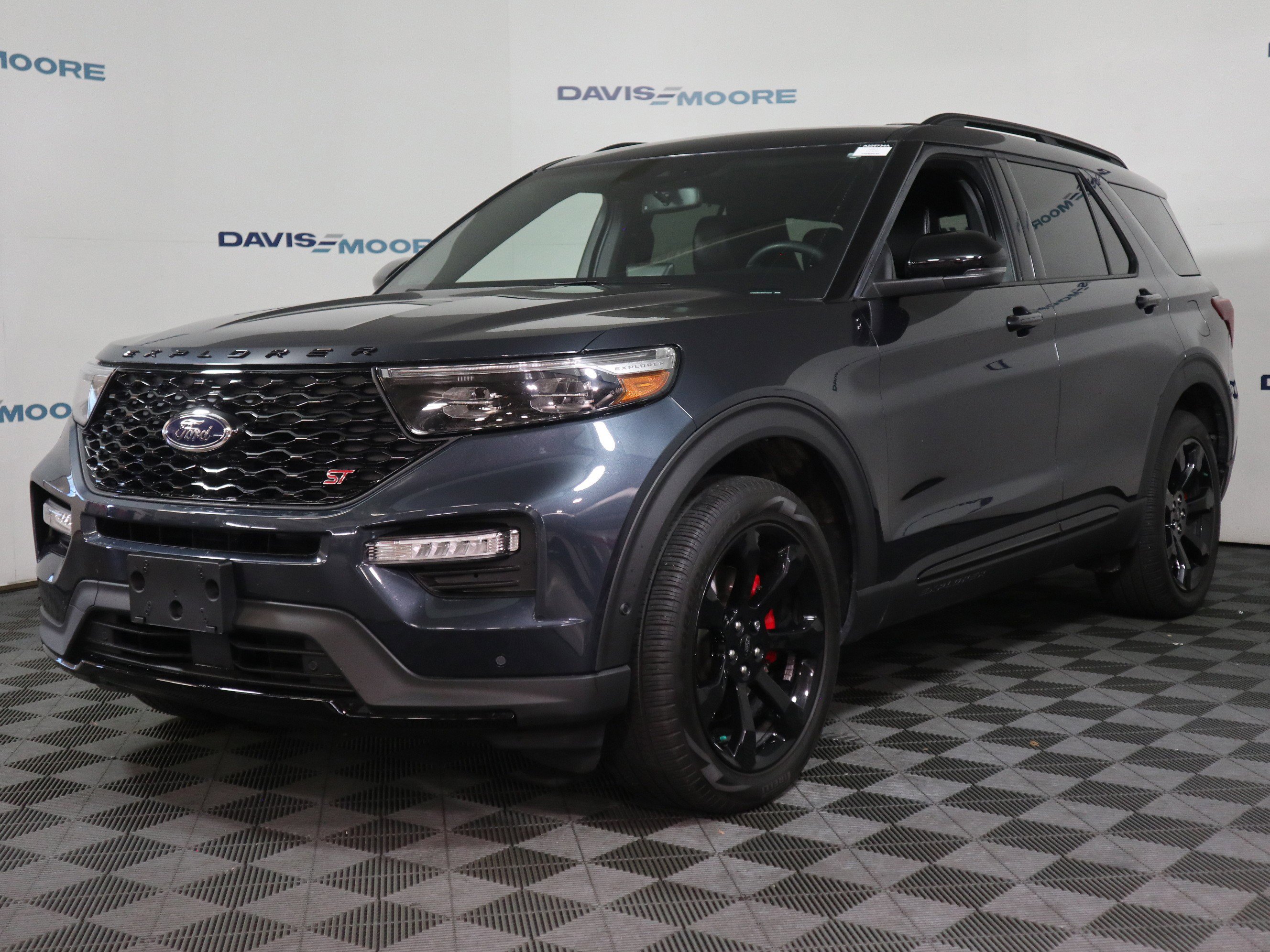 Used 2023 Ford Explorer ST w/ Equipment Group 401A image 13