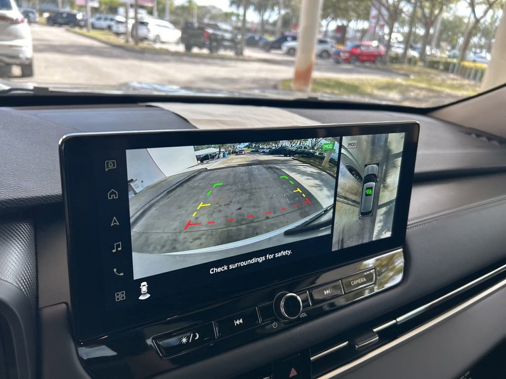 New 2026 Mitsubishi Outlander SE image 10