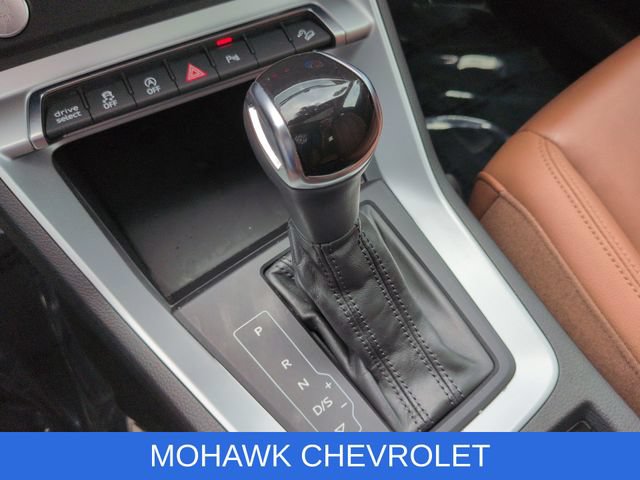 Used 2020 Audi Q3 2.0T Premium w/ Convenience Package AWD/4WD image 15