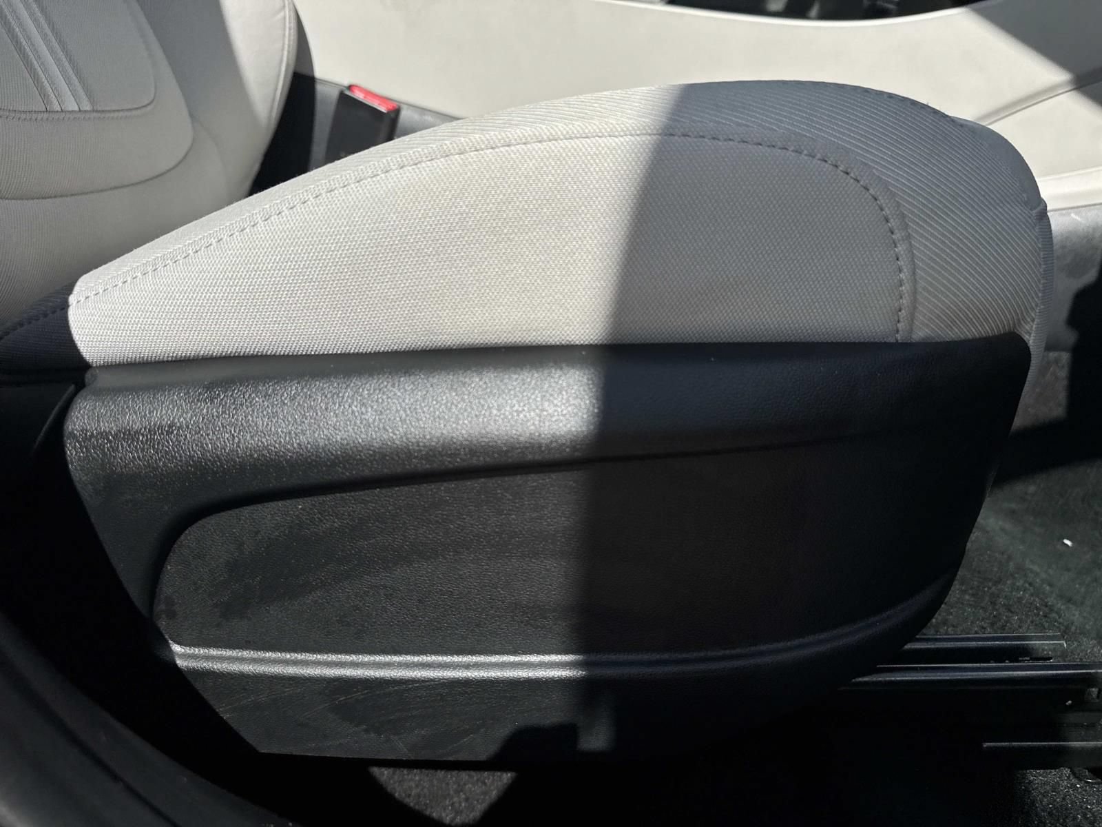 Used 2025 Hyundai Tucson SEL FWD image 12