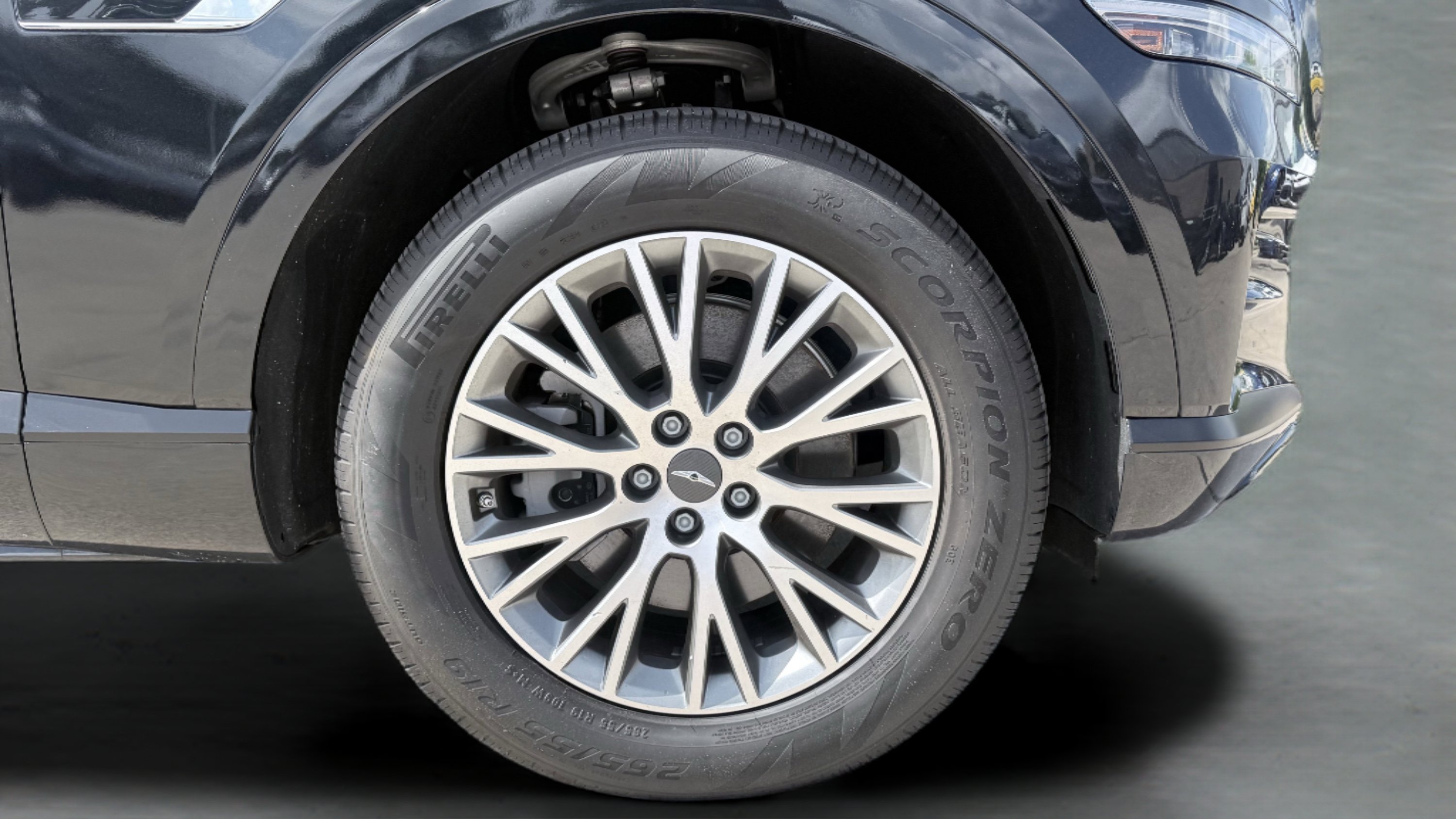 Used 2024 Genesis GV80 2.5T AWD/4WD image 11