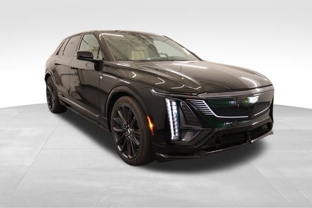 New 2026 Cadillac Lyriq V AWD/4WD image 1