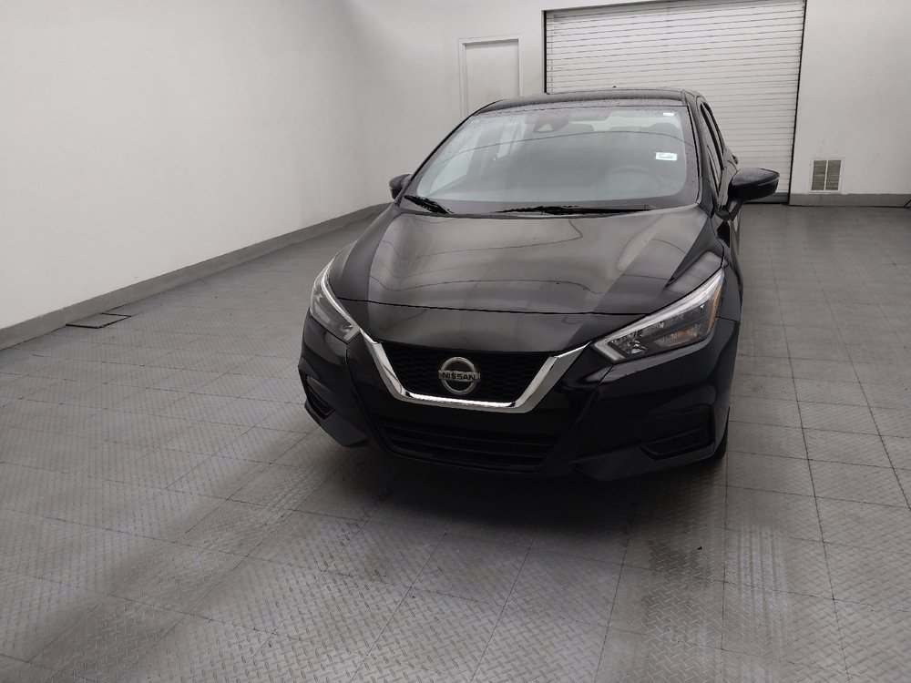 Used 2022 Nissan Versa SR FWD image 15