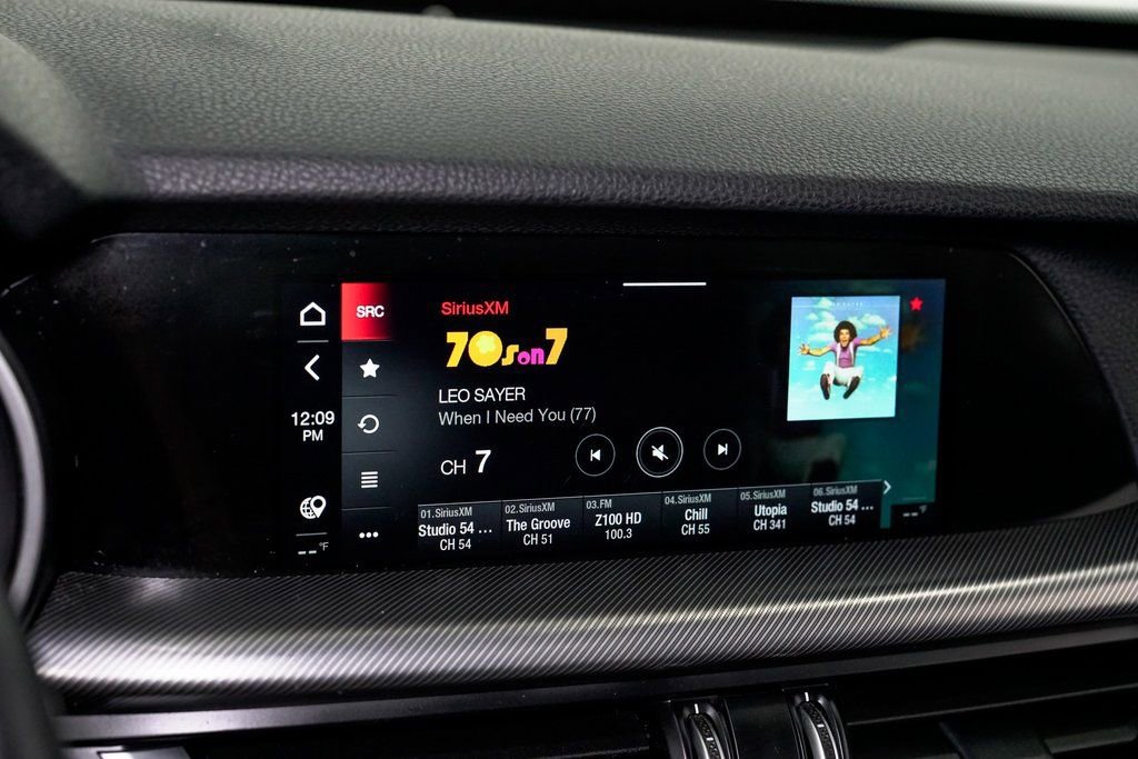 Used 2023 Alfa Romeo Stelvio Veloce image 18