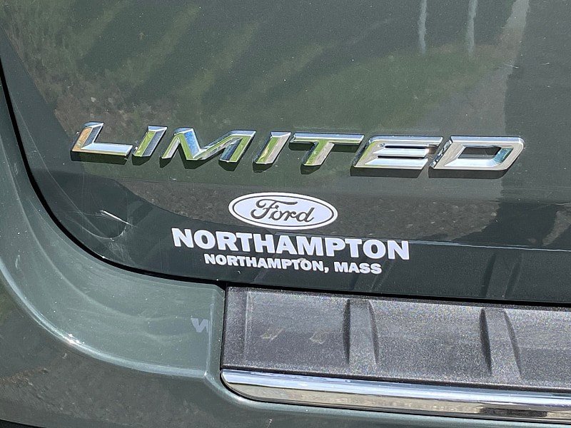 Certified 2023 Ford Explorer Limited w/ Limited Technology Package AWD/4WD image 11