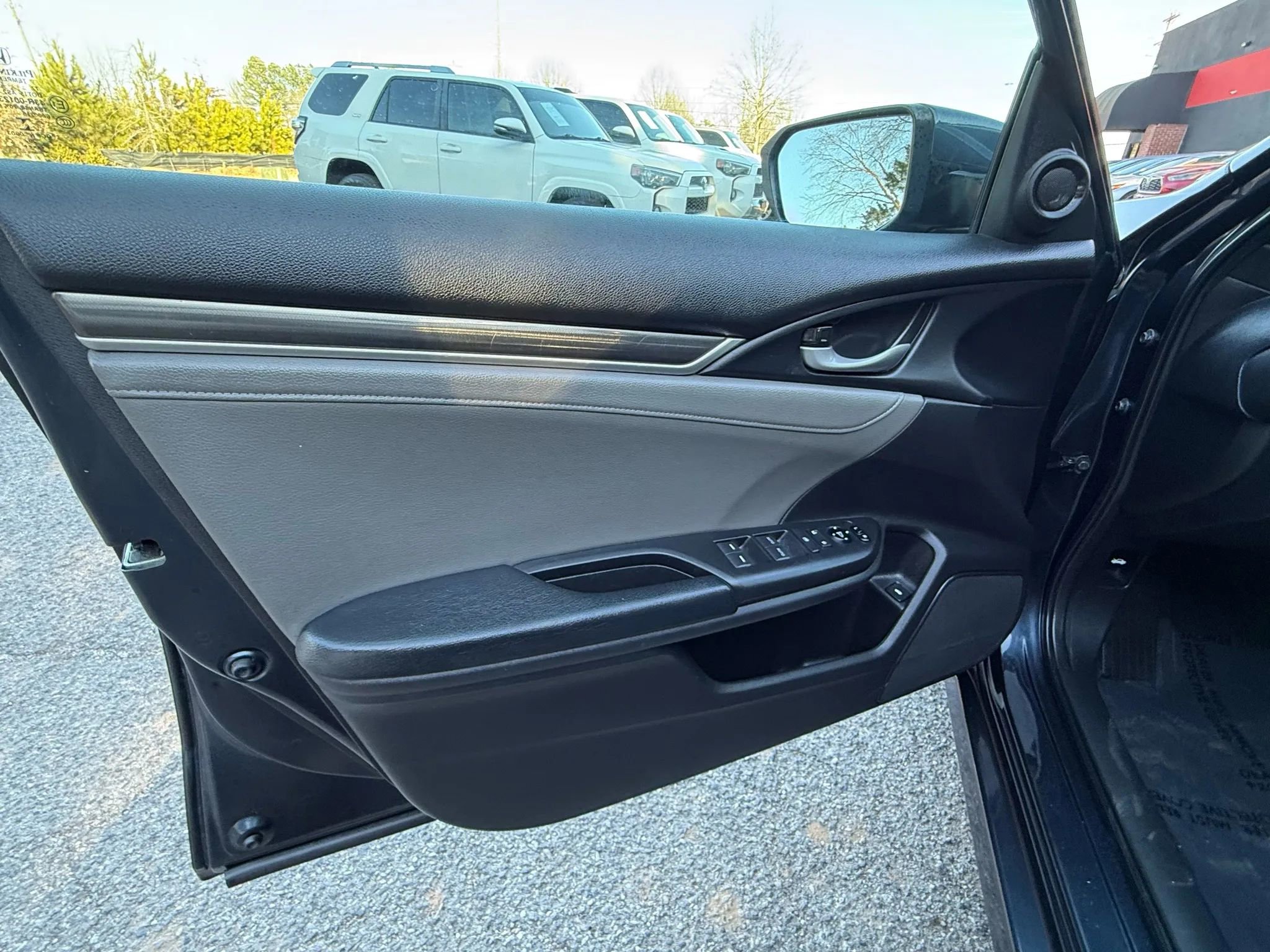 Used 2021 Honda Civic EX-L image 16