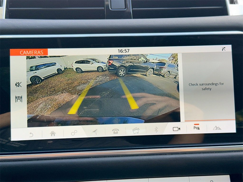 Used 2020 Land Rover Range Rover Sport HST image 15