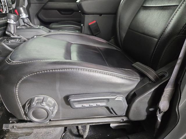 Used 2022 Jeep Wrangler Unlimited Sahara w/ Cold Weather Group image 31