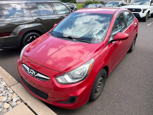 Used 2013 Hyundai Accent GLS FWD image 2