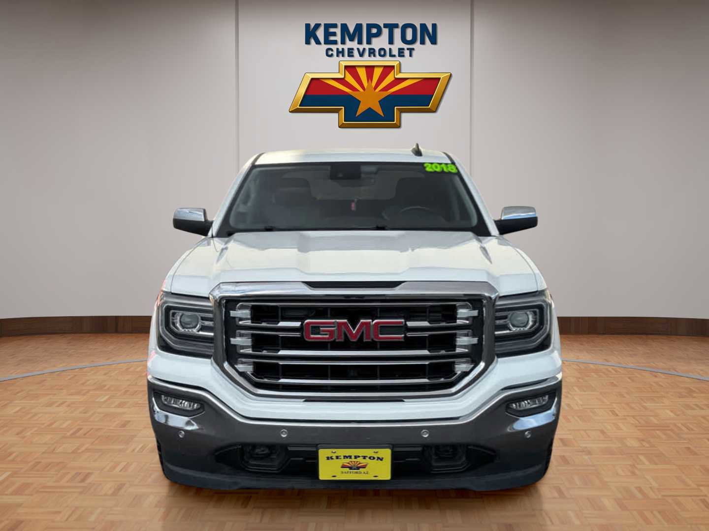 Used 2018 GMC Sierra 1500 SLT image 1