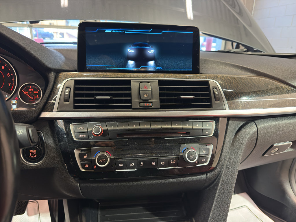 Used 2016 BMW 328i xDrive Sedan AWD/4WD image 18