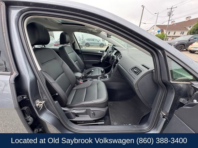 Used 2018 Volkswagen Golf SE FWD image 25