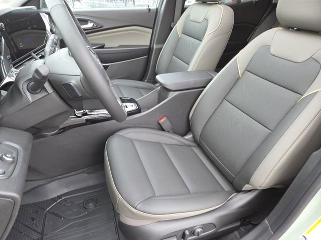New 2026 Chevrolet Trax ACTIV w/ Sunroof Package image 31