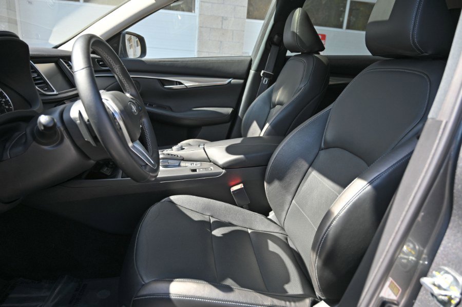 Used 2023 INFINITI QX50 Luxe AWD/4WD image 17
