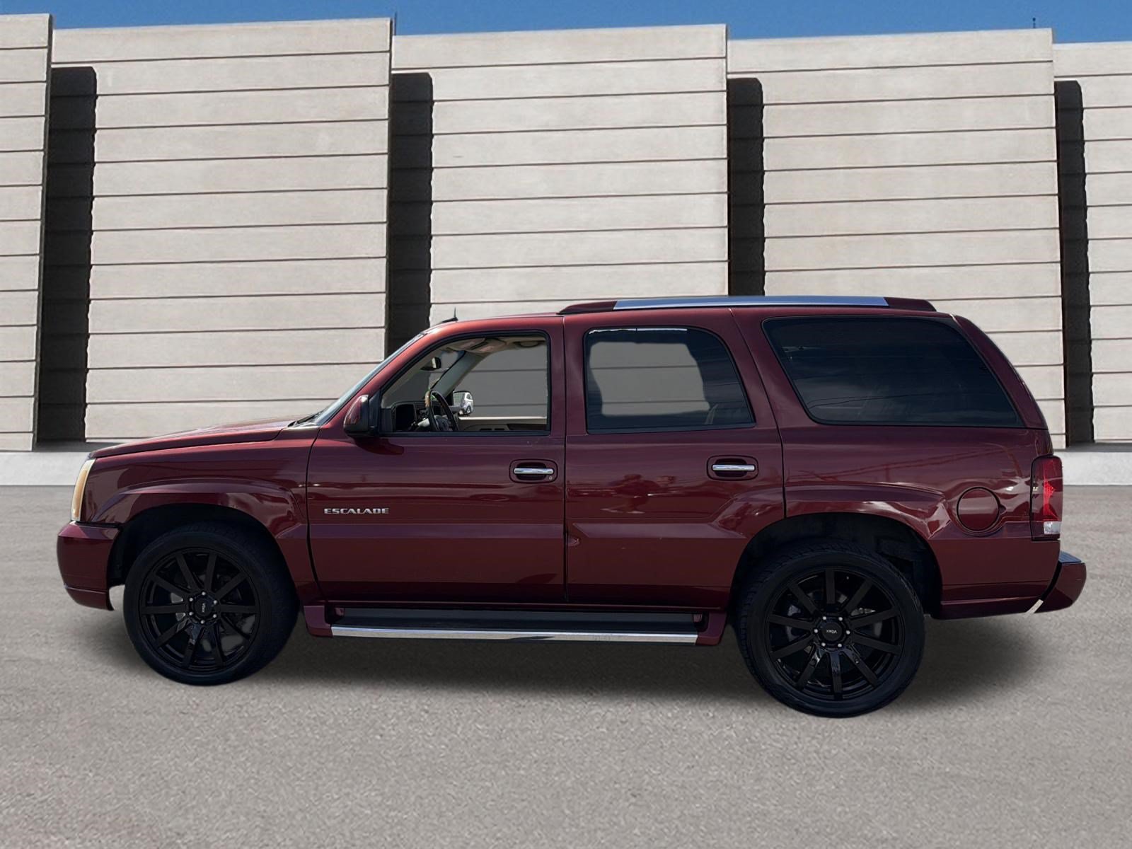 Used 2003 Cadillac Escalade AWD image 2