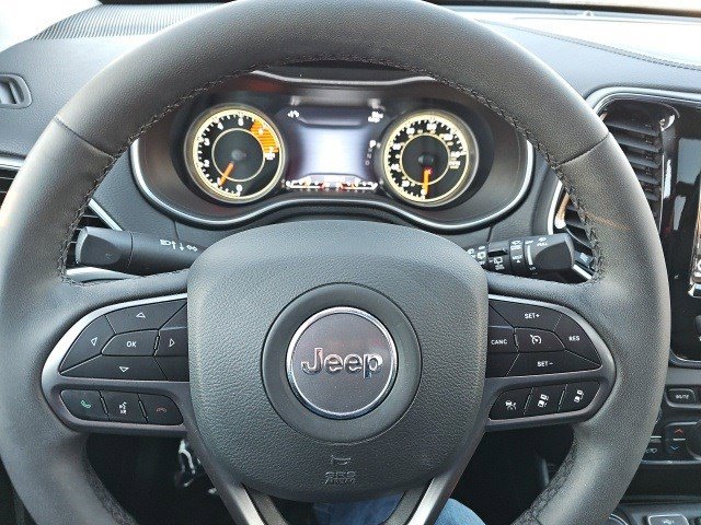 Used 2022 Jeep Cherokee Limited image 22