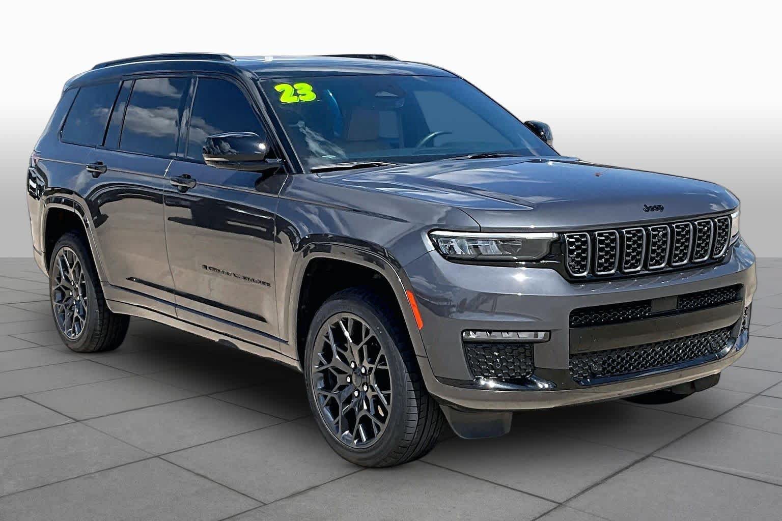 Used 2023 Jeep Grand Cherokee L Summit w/ High Altitude Package AWD/4WD image 2