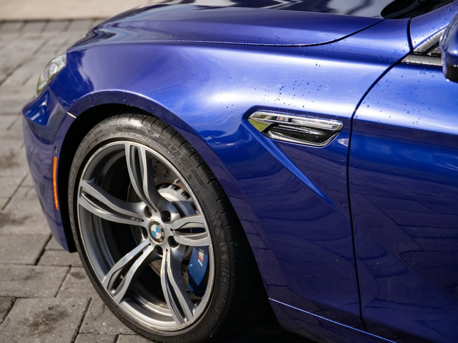 Used 2013 BMW M6 Convertible RWD image 18