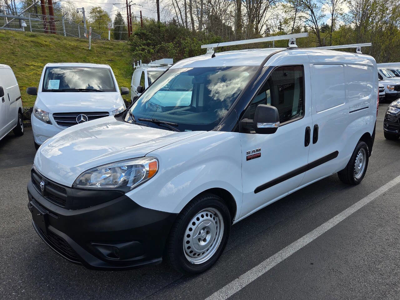 Used 2016 RAM ProMaster City Tradesman FWD image 3