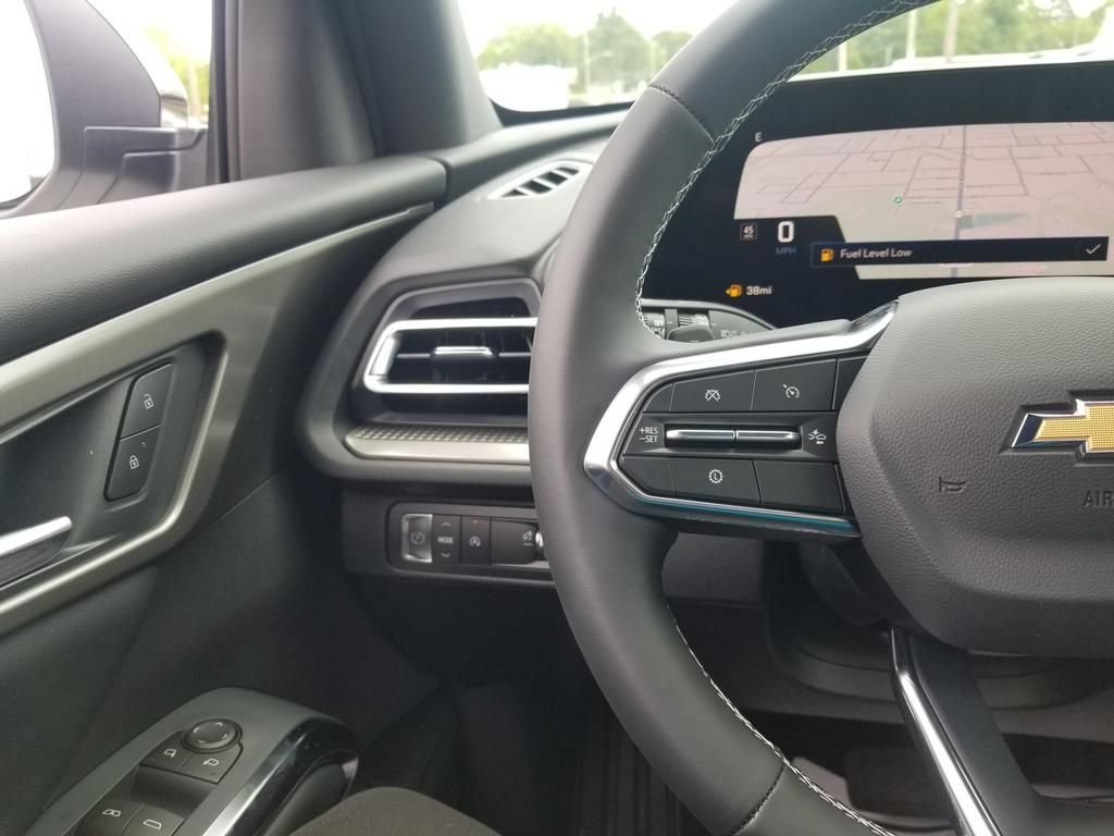 New 2026 Chevrolet Traverse LT FWD image 33