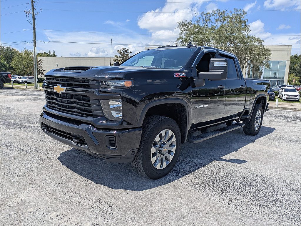 Certified 2024 Chevrolet Silverado 2500 Custom w/ Custom Value Package AWD/4WD image 4