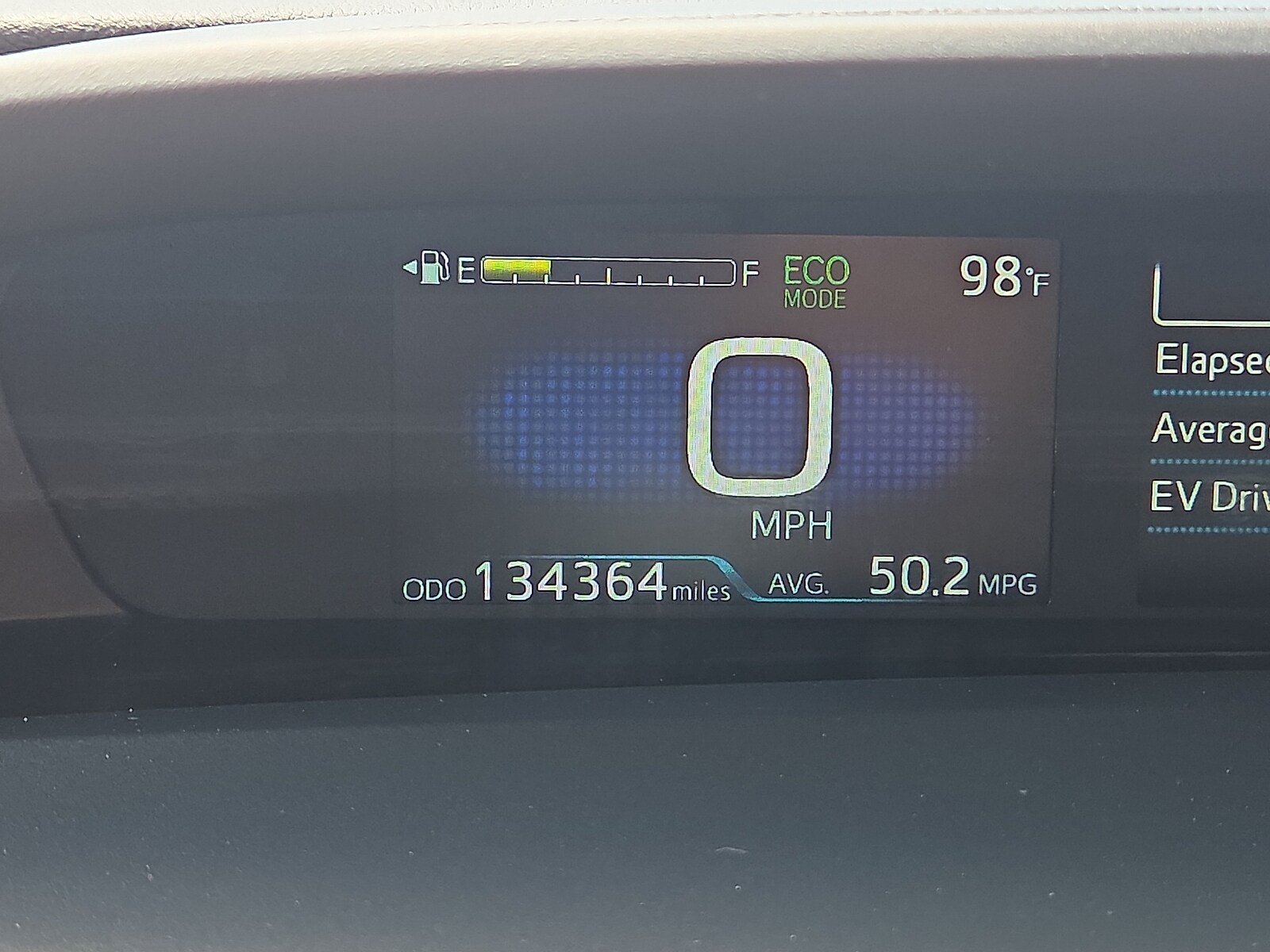 Used 2022 Toyota Prius XLE FWD image 11