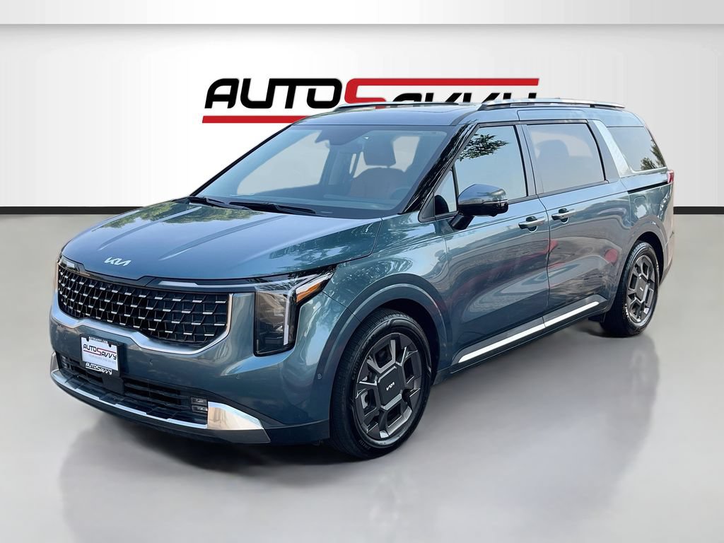 Used 2025 Kia Carnival SX FWD image 3