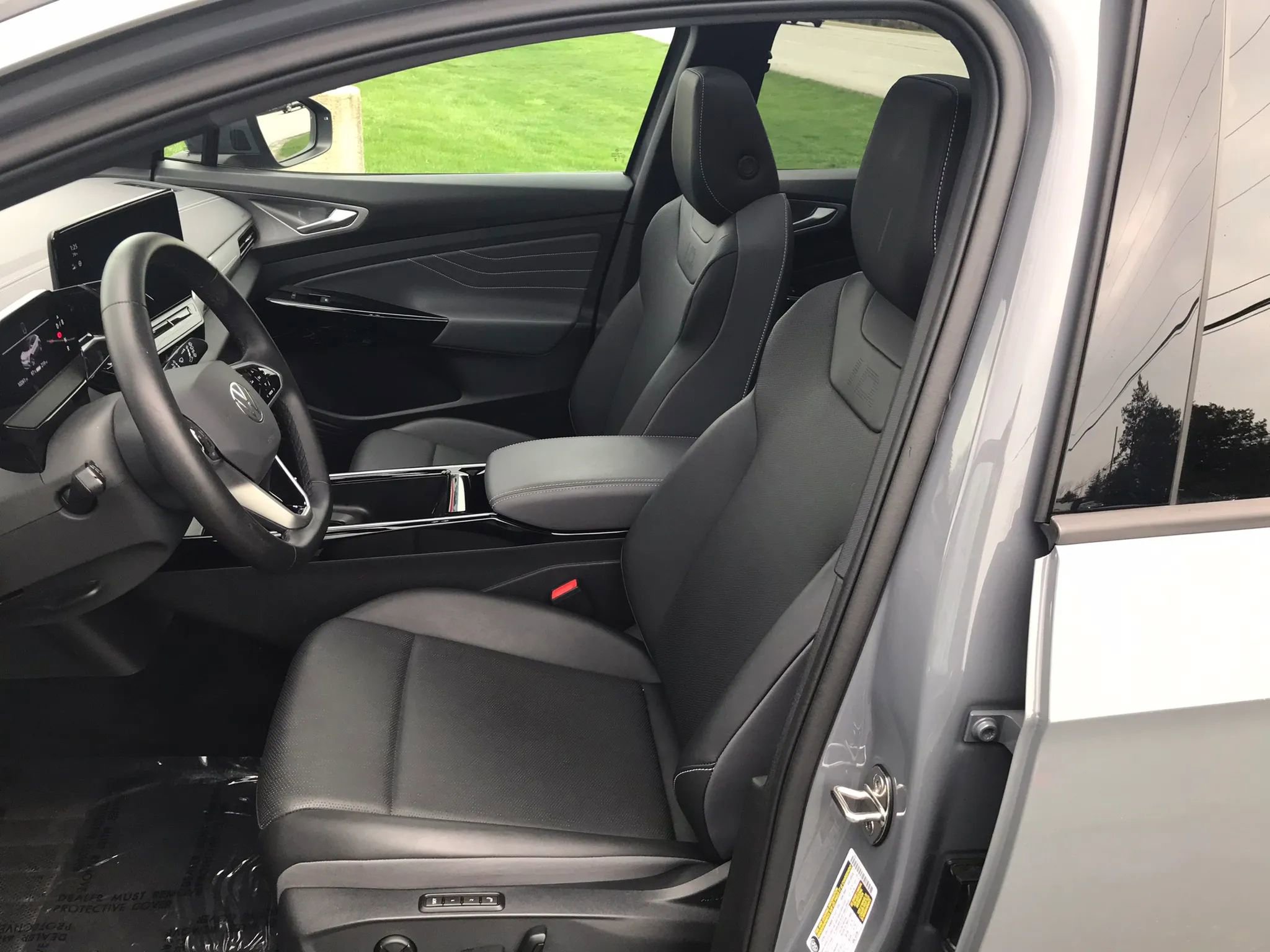 Used 2023 Volkswagen ID.4 Pro S Plus image 34